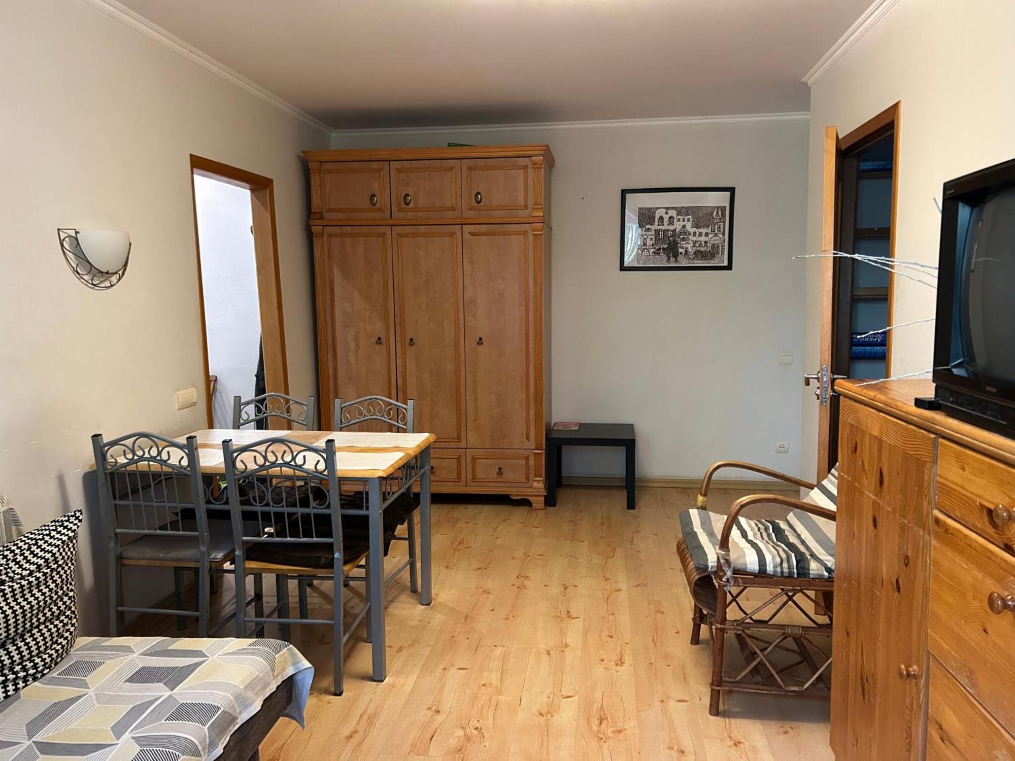 Three Bedroom Stepana Bandery Street Ровно Экстерьер фото