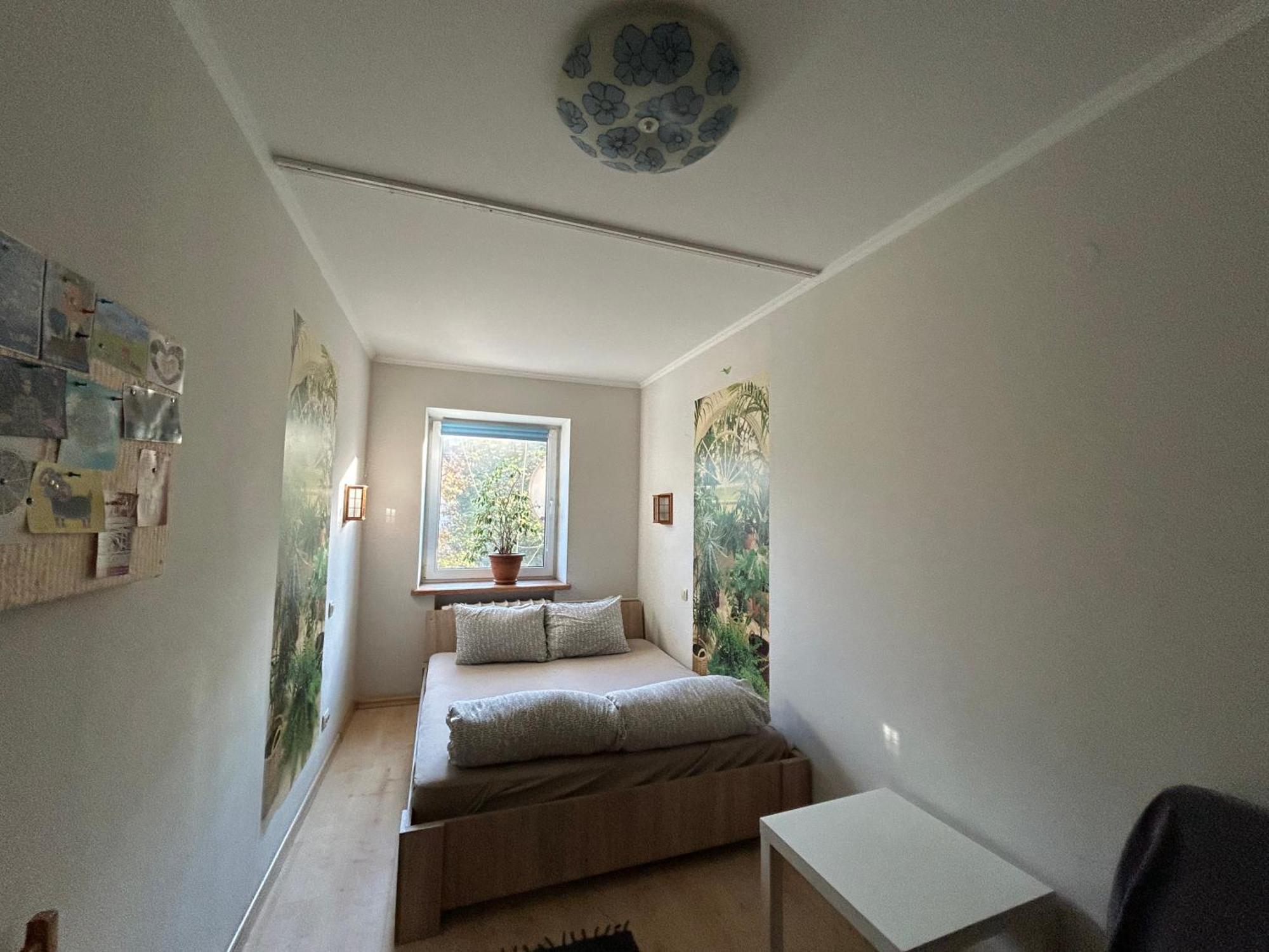 Three Bedroom Stepana Bandery Street Ровно Экстерьер фото